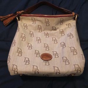 dooney and bourke handbag